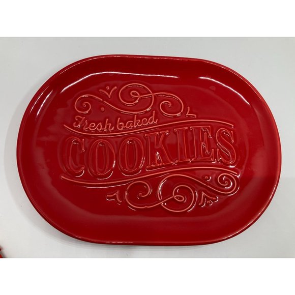 Hallmark Red Fresh Baked Cookies Plate - Picture 1 of 4